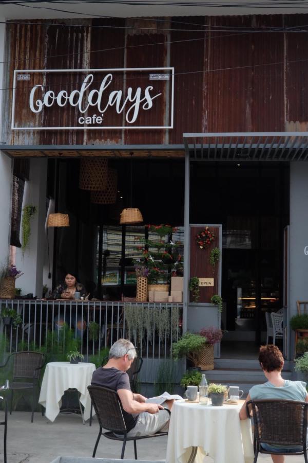 Hotel The Good Days Udon Thani Zimmer foto